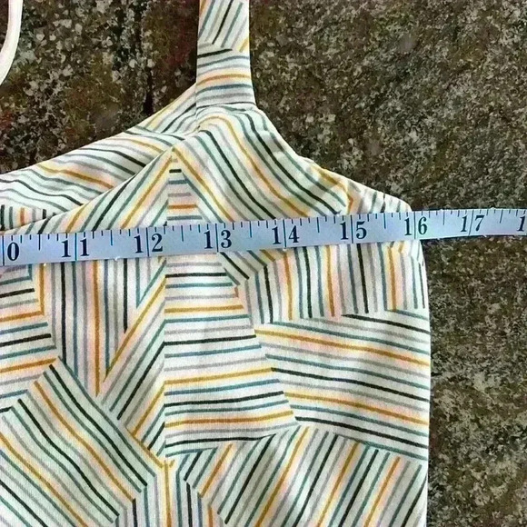 EUC Title Nine Womens Yes Dress Size M Blue Gold Abstract Built In Bra Athletic - Picture 11 of 13